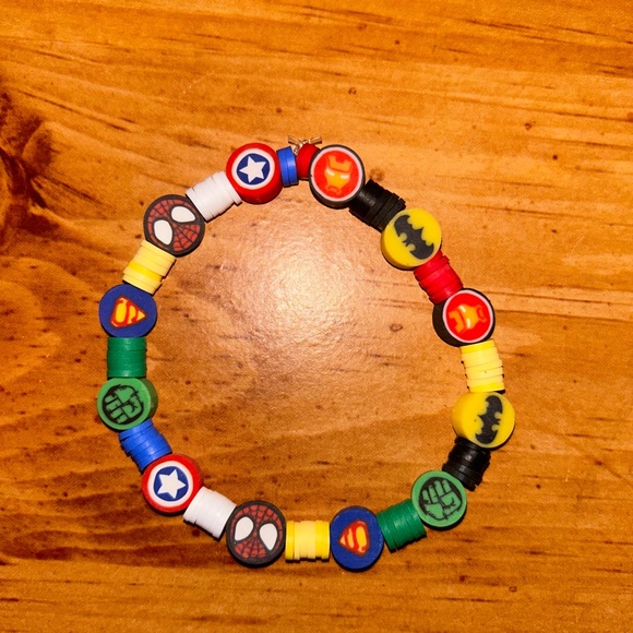 Superhero (Superhereos) Heishi Bracelet - Picture 3 of 6